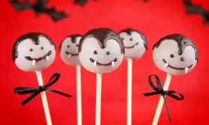 Jak zrobić przekąski na Halloween, które zachwycą Twoich gości