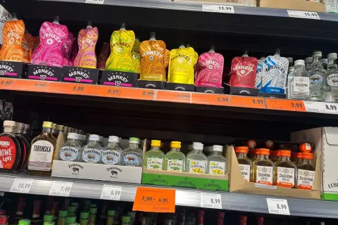 Czy wódka pomaga na ból gardła? Oto prawda o skuteczności alkoholu