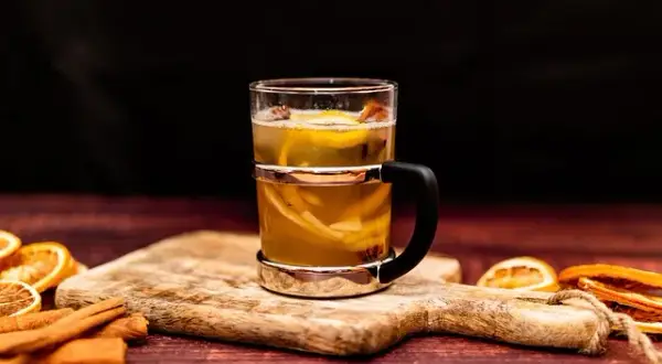 Grzaniec ile procent: Zaskakujące fakty o zawartości alkoholu