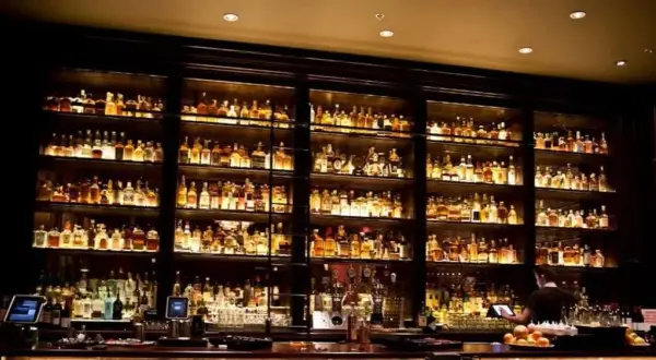 Najlepsza whisky - odkryj wyjątkowe smaki i niezapomniane doznania