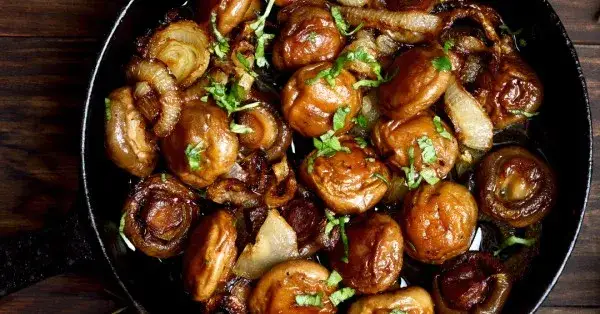 Zdjęcie Jakie przyprawy do grzybów naprawdę podkreślają ich smak?